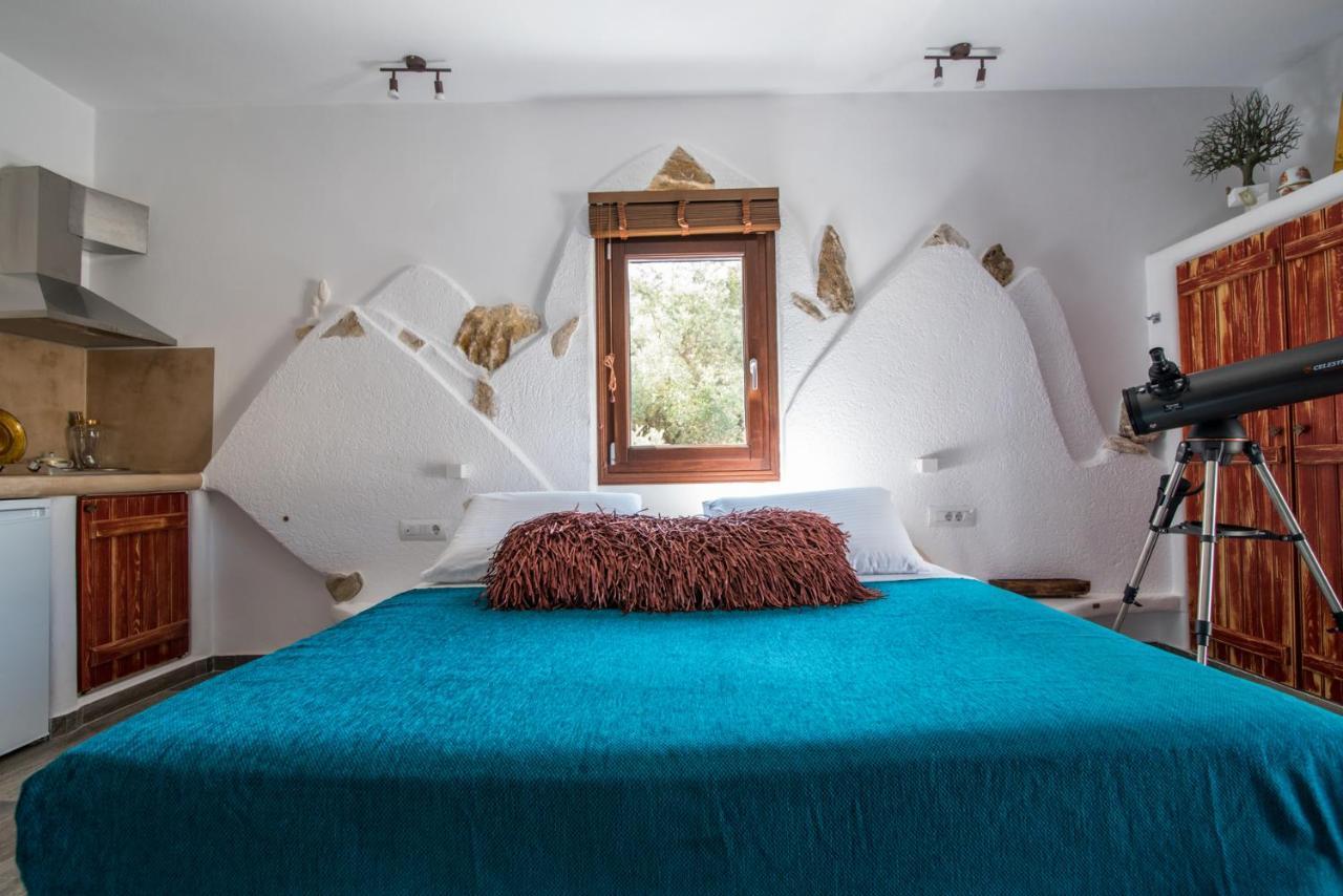 Khalkíon Elaiolithos - Luxury Villa Suites - Adults Only מראה חיצוני תמונה